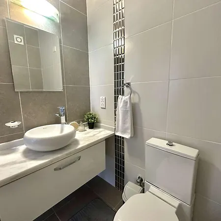 Апартаменты Magic Vista Exclusive Luxury Duplex Кирения